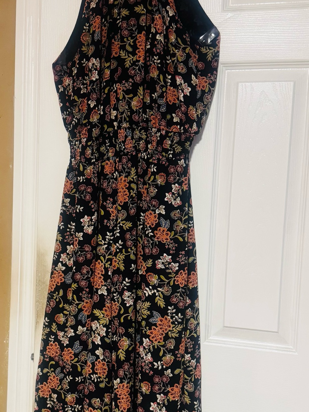 Vince Camuto Black Floral Halter Wide-Leg Jumpsuit with Golden Orange Blooms - Picture 5 of 6